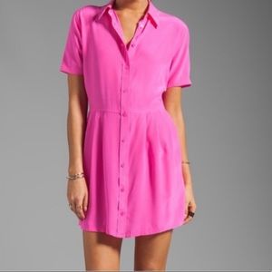 Buttery Silk Equipment Hot Pink Collared Dress!💕